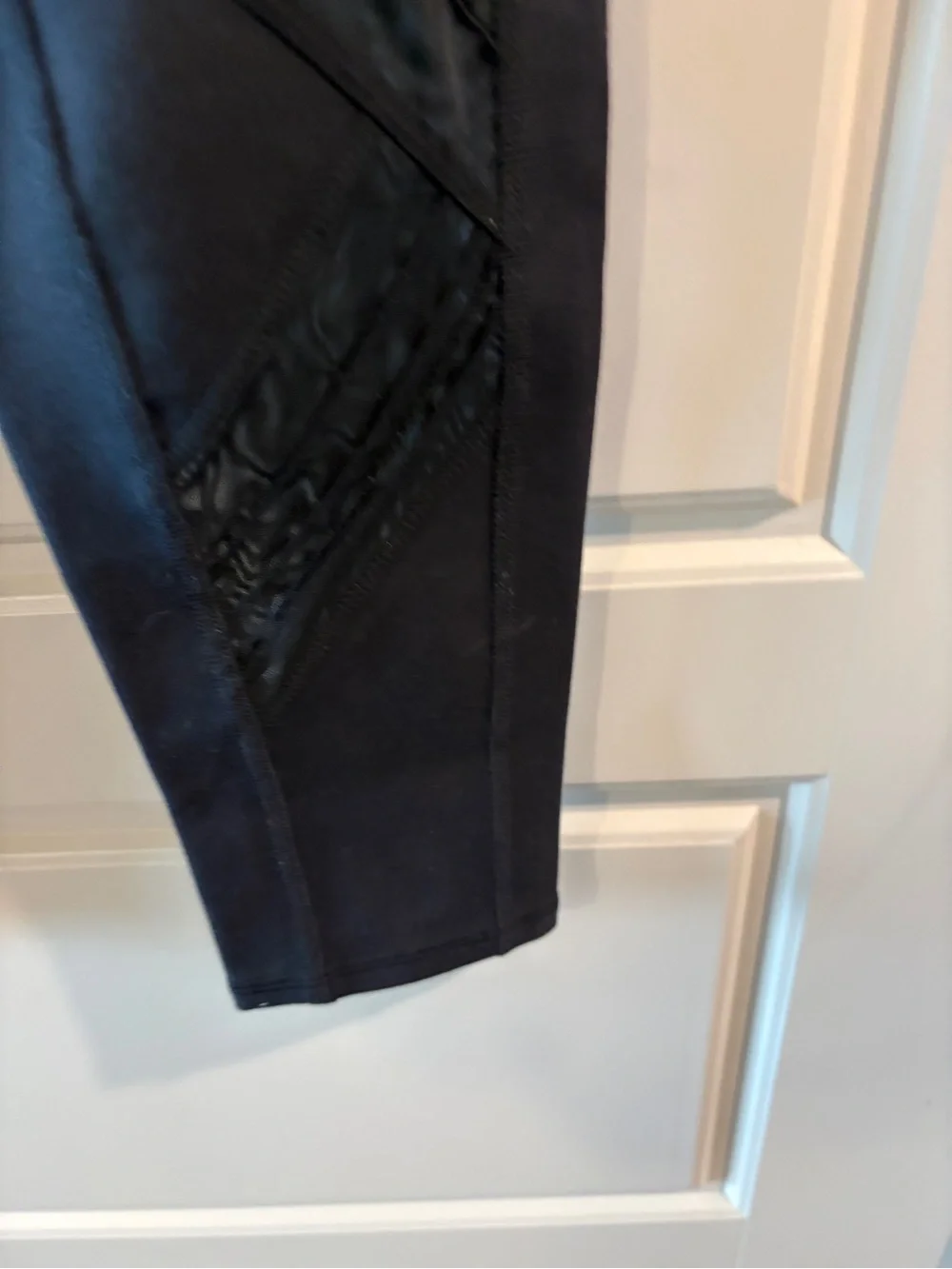 ALO Yoga Black High Rise Panel Leggings Size L